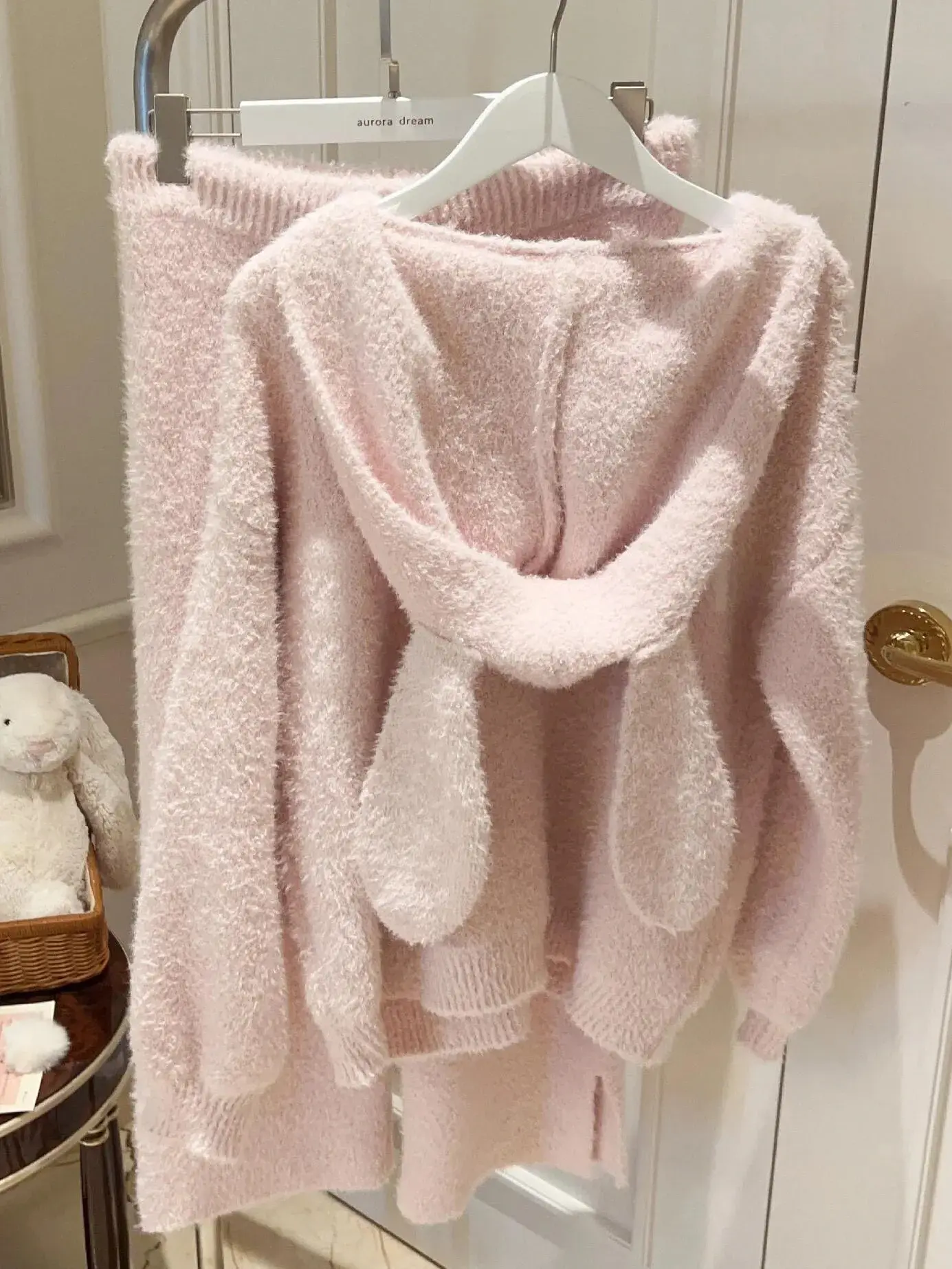 Conjunto de casa para menina com orelhas de coelho e oxigênio Conjunto de casa para menina com orelhas de coelho e oxigênio